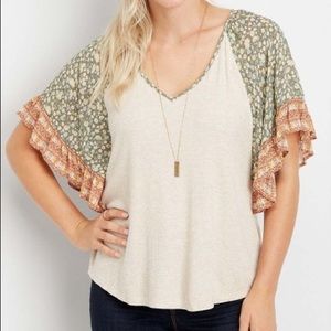 NWT Maurices flutter sleeve top.